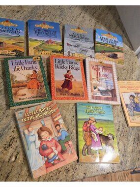 Lot of 10 Laura Ingalls Wilder Books Chapter Books Days of, Ozarks Rocky Ridge
